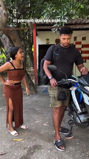 si te vas y me deja me voy con el primero que vea 🤣