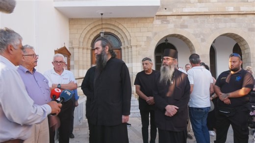 Ένταση στη Μητρόπολη Πάφου: Καβγάς ιερέα με υποστηρικτές Τυχικού, κλήθηκαν οι Αρχές | AlphaNews