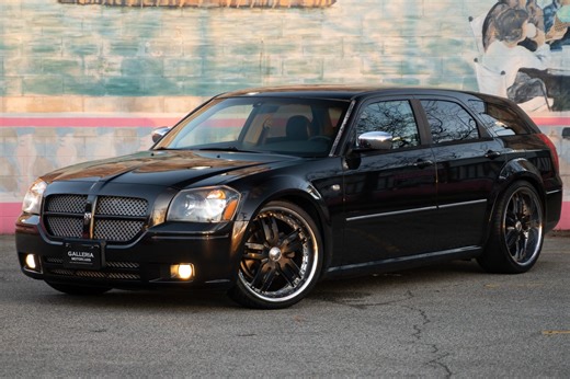 No Reserve: 2007 Dodge Magnum SXT