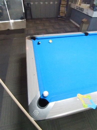 Pool Game Fails: Light-Hearted Billiard Moments