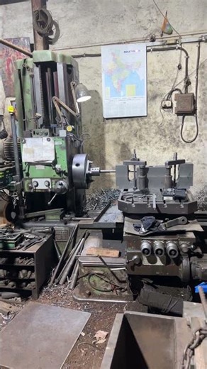 Horizontal Boring #engineeringworkshop #cncmill #metalcuttingequipment #machine