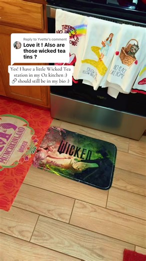 Replying to @Yvette yes! I have a little @Wicked: For Good #tea station in my Oz kitchen :) #thewizardofoz #wicked #wickedforgood #collector @The Republic of Tea
