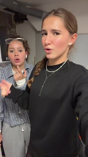 Vidéos de apolline.dmv (@apolline..dmv) avec son original - love