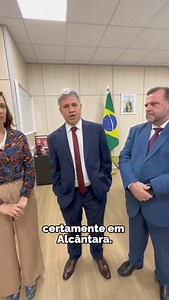 O presidente Lula assinou um decreto que vai fortalecer e muito Incra , que é o nosso Instituto Nacional de Colonização e Reforma Agrária. A partir de agora, além das 742 vagas que o Incra vai receber a partir do Concurso Nacional Unificado, o presidente decretou mais outros 120 postos de trabalho e criou a tão esperada diretoria de povos quilombolas! Vejam no vídeo, com a nossa secretária executiva Fernanda Machiaveli e o presidente do Incra, Cesar Aldrighi, tudo o que vem com esse novo decreto