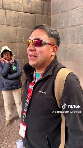 Explora el Qoricancha y el Pasado de Tiahuanaco