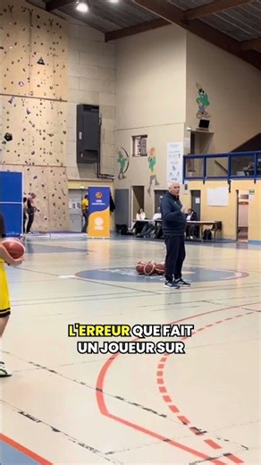 A player's mistake is the coach's mistake! 🤔🏀 What do you think?
