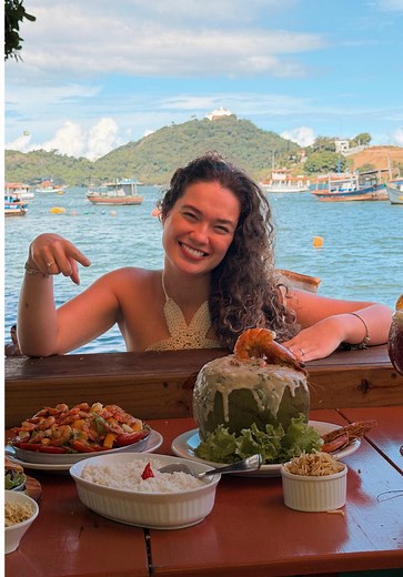 Pitoresco Gastrobar: Almoço com Vista do Mar em Vitória