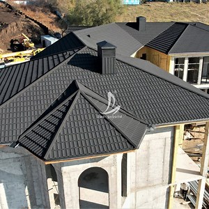 [Hot Item] Low Price Red Roof Tile Clay Brick Jamaican Black Stone-Coated Zinc Metal Roof Tiles