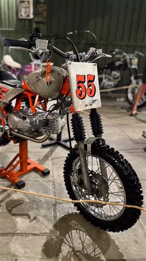 BikeBound ™ Custom Motorcycles on Instagram: "MINI HOOLIGAN: ‘04 Yamaha Vega R tracker / scrambler from @jowokustom, built from abandoned parts. “I have a passion for riding for riding on dirt, mud, and gravel, so I tried to pour that into a sketch and then made it into a real bike. I wanted a small version of fun.” Handmade frame and bodywork, 155cc big bore, 14” spoke wheels with mini motocross tires, and much more! Full story / gallery today on ⚡️BikeBound.com⚡️ ——— #minibike #minibikes #yama