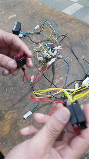 Como desligar qualquer alarme bloqueador antifurto fácil rápido #alarme #bloqueador #foryou #fyp #tiktok #viral #shorts #short #shortvideo #dicas