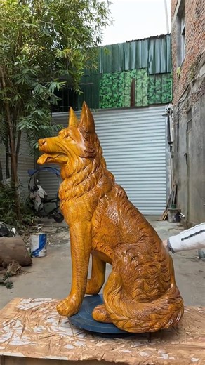 Magnificent Hand-Carved Wooden German Shepherd 🐕🪵 #artinwo #woodstatue #woodworking #shortvideo