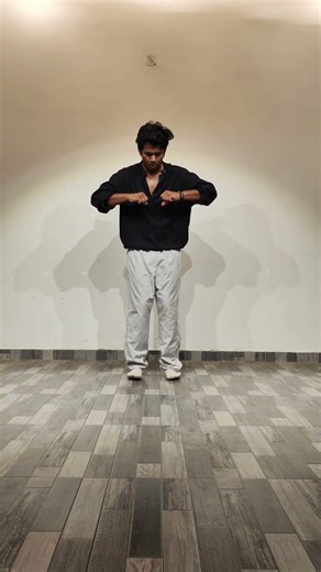 Back step + v-step tutorial 🕺🏻 #dance #tutorial #stepbystep #suumitthakur #ytshorts