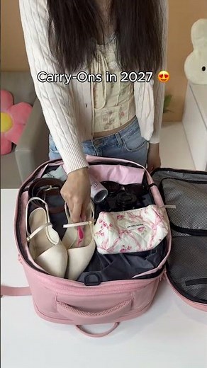 Every traveler needs this carry on backpack 😍 #travel #travelhacks