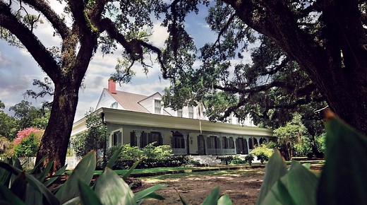 Acadiana woman shares ghost stories from her ‘haunted’ plantation