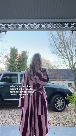 Stylish Homme Robe Review: Perfect for Comfort and Aesthetic Pleasure