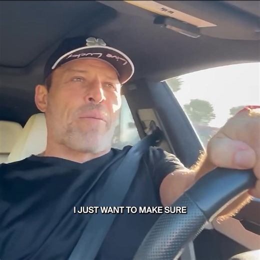 54K views · 10K reactions | THE COUNTDOWN IS ON: 3 days of FREE value with Tony Robbins. We're hosting a FREE event January 30-Feb 1st called Time To Rise Summit. Over 3 days, you’ll get insights, tools, and strategies to ensure 2025 is your best year ever from world-renowned expert, Tony Robbins, the #1 life and business strategist. But hurry – this is Tony's only free event of the year and the clock is ticking! Click the link to sign-up now! | Tony Robbins | Facebook