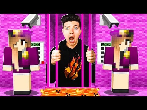 I got TRAPPED in the GIRLS ONLY Server in MINECRAFT!