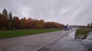 #InnovationTC moment: #DYK truck platooning uses wireless communication and automated technologies to allow a group of trucks to maintain a set, close distance between each other while on the road? #TCat85 | Transport Canada | Facebook