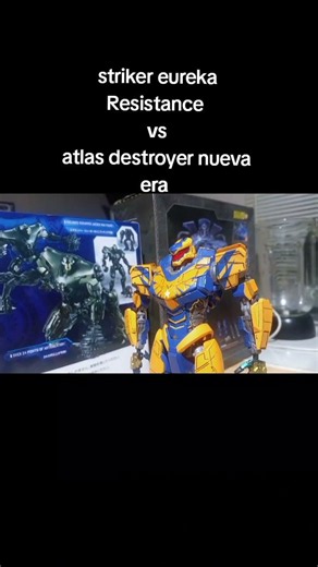 striker eureka vs atlas destroyer pacific rim figuras pacific rim stop motion #pacificrim#stopmotion