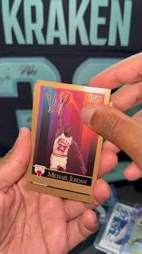 I Pulled a 1990 SkyBox Michael Jordan... NO WAY!! #sportscards