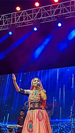 ગીતાબેન રબારી ની જોરદાર મોજ 😱😱 || geeta rabari live program #geetarabari #liveprogram#sorts #shorts