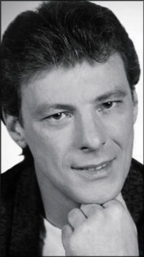 Hommage à Herbert Léonard 🌹 81 ans aujourd'hui... Sa voix reste éternelle ✨