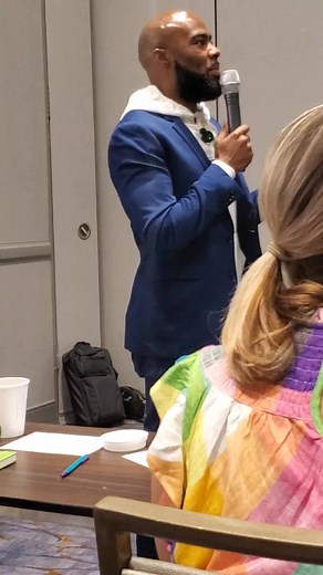 7.1K reactions · 1.4K shares | Watch until the end...#educationtiktok #schoolspeaker #blackeducators #schooladministrator #assistantprincipalsoftiktok #assistantprincipal | Daryl Williams Jr. | Facebook