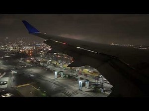 Airbus A220 Fast Floating Landing at Boston Logan - DL915 N117DU - 4K Video - Night Landing