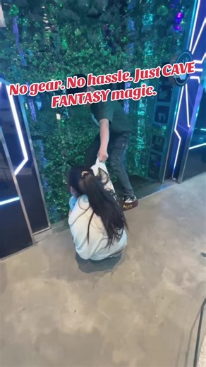 Visit CAVE FANTASY in NewYork for a stress-free, incredible naked-eye 3D adventure that beats any VR experience.#CaveFantasy #tiktoktravel #ImmersiveExperience #viralvideo #newyorktravel