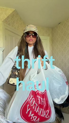 Thrift Haul: Aesthetic Clothing Thrift Try-On & Finds