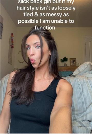 Stylish 1940s Hairstyles for Women: Transform Your Look