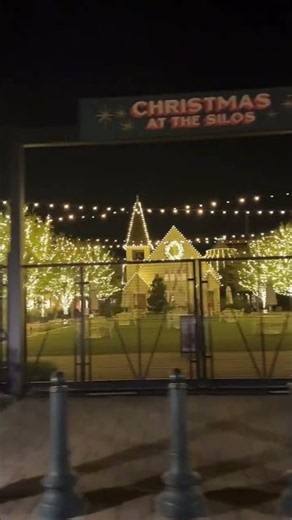 Christmas Lights at the Silos ✨🎄 | Crew Sings “Hallelujah Chorus” #cooking #vintagefarmhouse #home