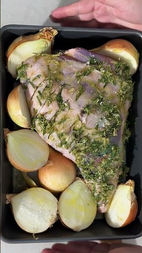 5 Tips For Roasting Lamb | Woolworths TASTE