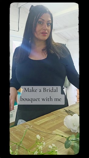 Your Husband is coming ❤️ ##bridalbouquet #bride #wedding #flowers #florist