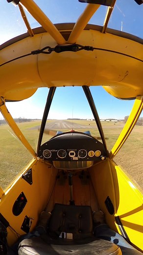 Perfecting the 3 Point Landing in a Vintage Piper Cub
