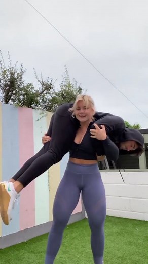 Hot Lift Carry on Instagram: "@hotliftcarry #liftcarry #liftandcarry #liftandcarrychallenge #piggyback #strongwomen #cradlecarry #firemanlift #lift #shoulderride #gymgirl #gym #musclemommy #stronggirl"