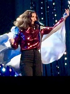 Idina Menzel Sings “Defying Gravity” #idinamenzel #defyinggravity