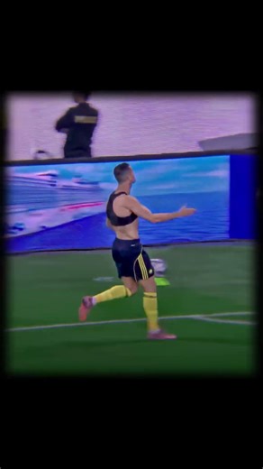 Age is just a number for him 🥶