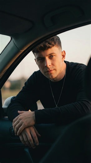 Krystian Salwowski on Instagram: "Nano Banana Pro in @hixai_official 🔥 “prompt” An all-in-one platform with tons of models — all on HIX.AI. Come check it out 60% OFF Black Friday deal in HIX.AI! ✨ Key Features (Nano Banana Pro): * Studio-Quality Image Control: Professional camera–level control over depth, focus, lighting, and color grading, with crisp 1K/2K/4K output. * Exceptional Character Consistency: Keeps facial features consistent across angles/scenes and supports merging up to 14 referen