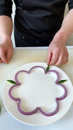 Creative Fruit and Vegetable Platter