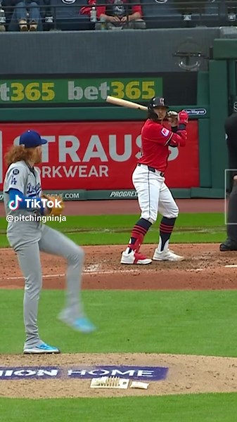 Dustin May's 18-Inch Sweeper Pitch Breakdown