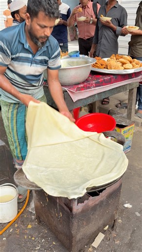 294K views · 1K reactions | Giant Roti Making Process | Street Food Lover | Facebook
