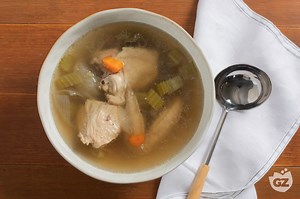 Brodo di cappone