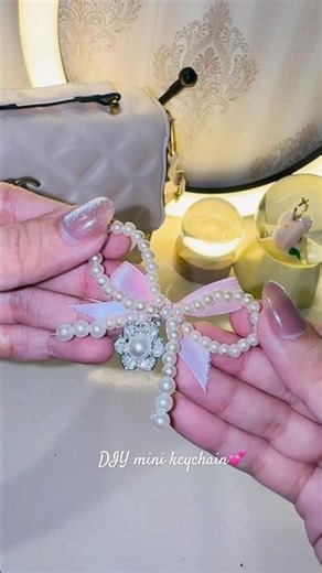 🎀 “DIY Mini Keychain You’ll Want on Every Bag 😍