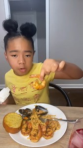 13K views · 370 reactions | SEAFOOD AND CHICKEN PASTA!! #seafood #scallops #mussels #shrimp #cajunpasta #pastamukbang #chicken #ilovefood #foodlover | Aubreyand Nikki | Facebook