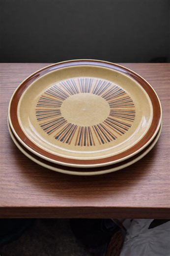 Vintage Ekco Eterna Stoneware Plates – Mid-century Sunburst Design, Set of 2 - Etsy