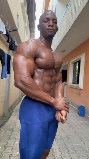 Results love routine. #Kingnezeer #africanphysique #natural #StrengthAndDiscipline | Jacky "Nez" Adams