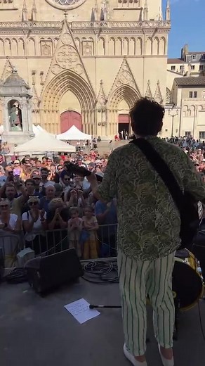 21 juin !! Petit concert improvisé à Lyon 🎉🎶🔥 | Matthieu Chedid - M -