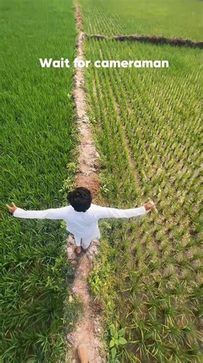 Q18 Dual-Axis Face Tracking Tripod Review