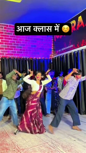 #video | मोबिल डालता | #vijay Chauhan | Mobil Dalta | #sandhya Shah | Mew Bhojpuri Holi Song